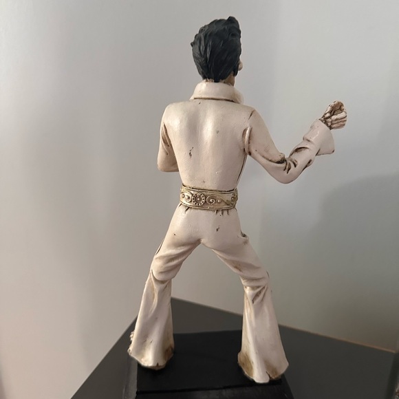 Elvis Presley Skeleton Statue